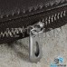 Ключница карманная (кожаная, темно - коричневая, с карабином, на молнии, с кольцом), логотип авто Audi (Ауди)