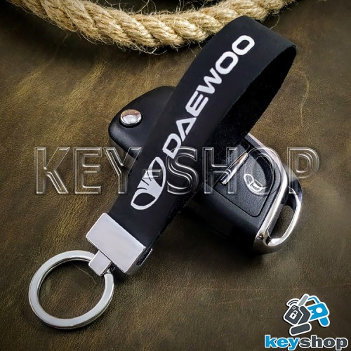 Брелок для авто ключей Daewoo (Дэу) кожаный (черный, узкий) с хромированной фурнитурой  