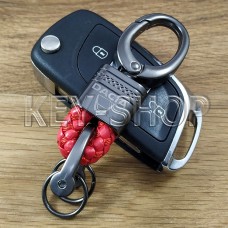 Брелок для ключа Дачиа (Dacia), кожаный, плетенный (красный), с карабином 