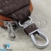 Ключница карманная (кожаная, коричневая, с тиснением, на молнии, с карабином, с кольцом), логотип авто Skoda (Шкода)