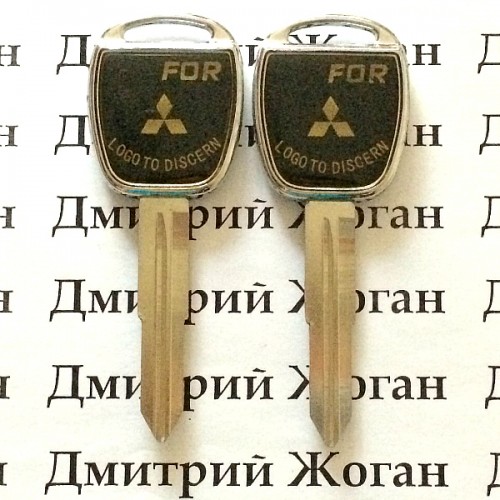Корпус авто ключа Mitsubishi Pajero (Митсубиси Паджеро) лезвие MIТ8