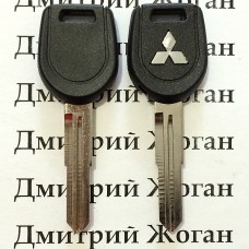 Авто ключ для Mitsubishi (Митсубиси) лезвие MIT11R, с чипом 4D61