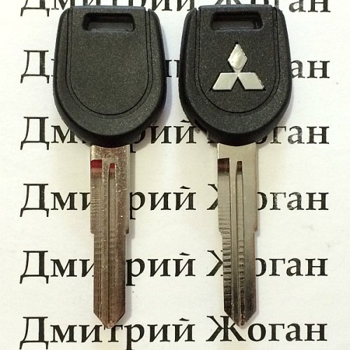 Авто ключ для Mitsubishi (Митсубиси) лезвие MIT11R, с чипом 4D61